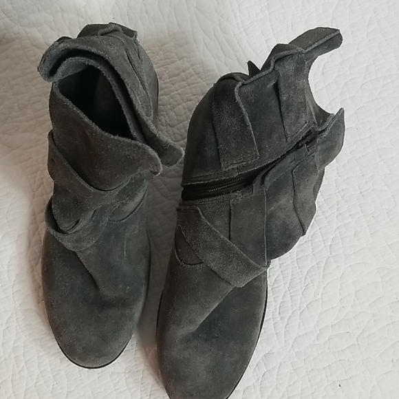 used clarks womens shoes